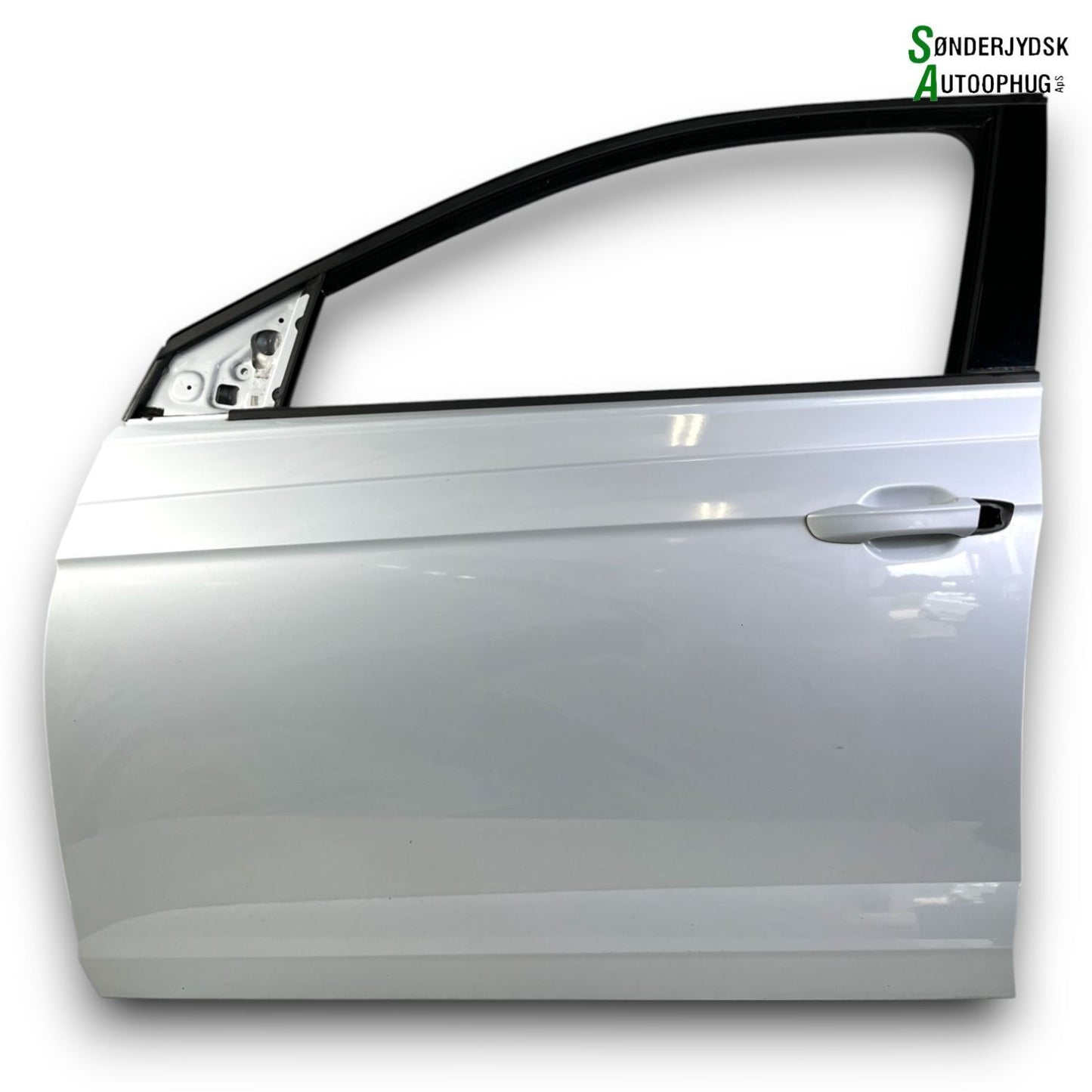 VW Polo AW Fordør V Med OEM Nr. 2G4831051P Fra VW Ophugger