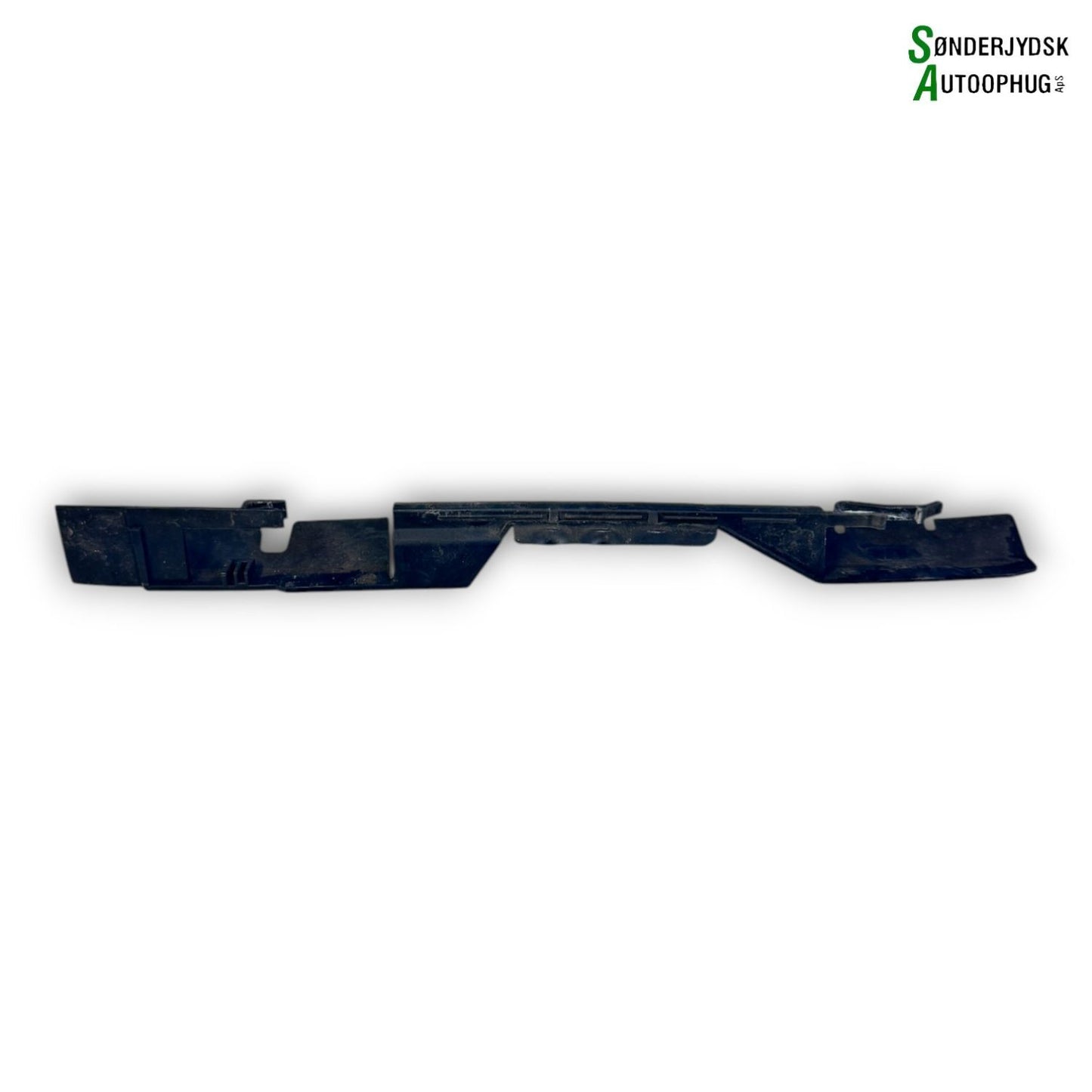 VW Polo AW Front, Løsdele Med OEM Nr. 2Q0121331D Fra VW Ophugger