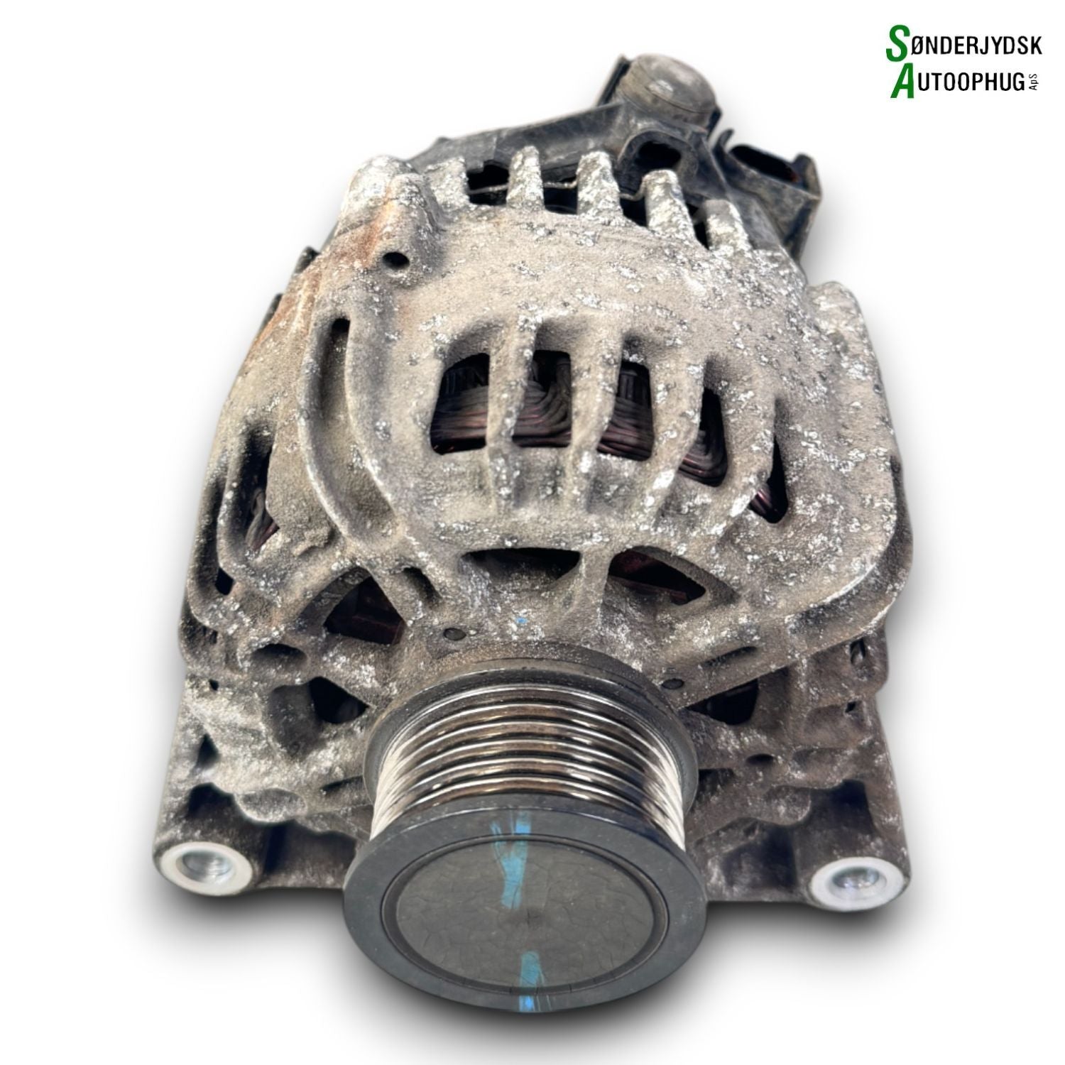 Ford Fiesta 7 Generator Med OEM Nr. AV6N10300MD Fra Ford Ophugger
