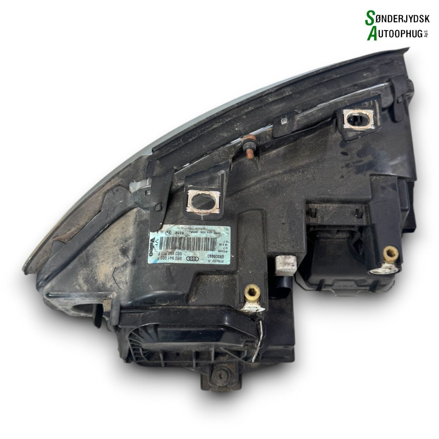 Audi A4 Forlygte Med OEM Nr. 8E0941003F Fra Audi Ophugger