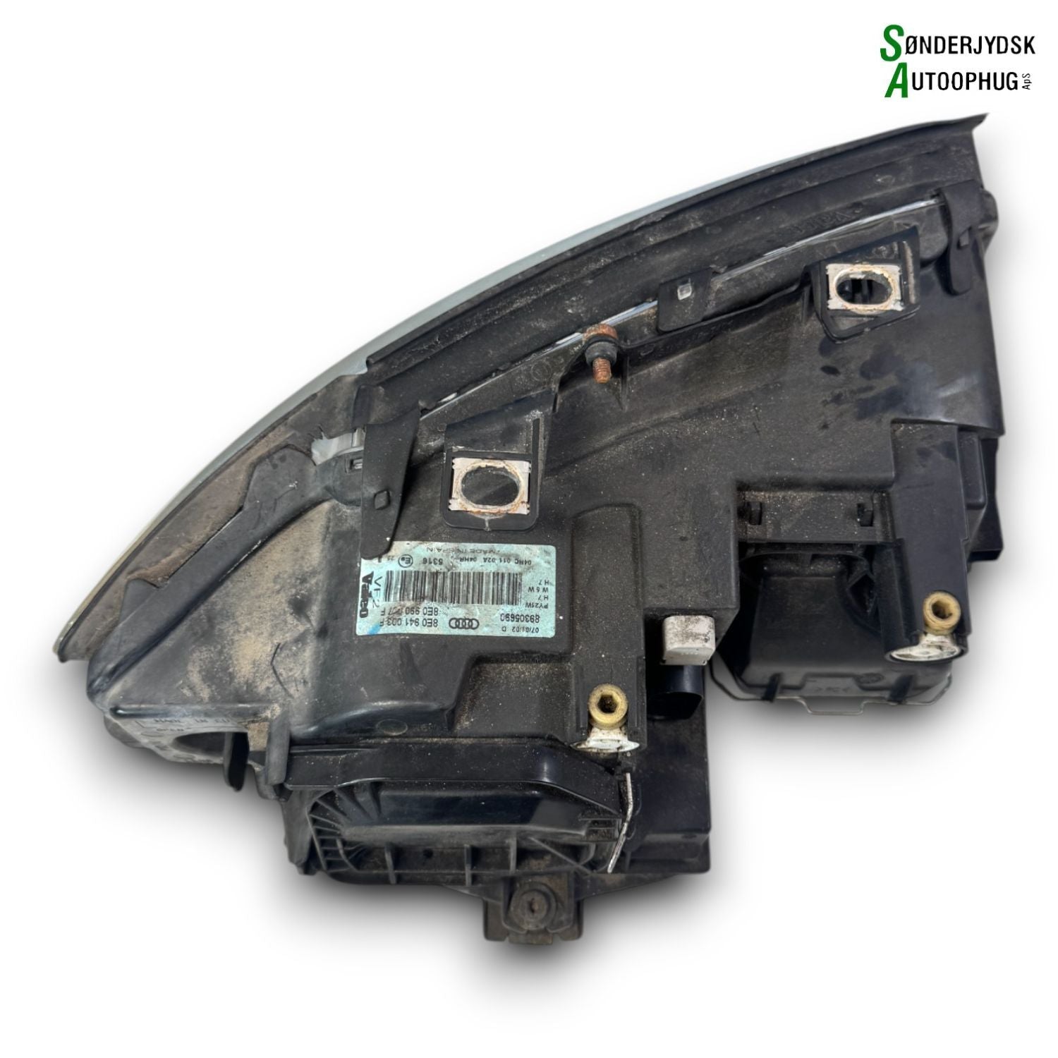 Audi A4 Forlygte Med OEM Nr. 8E0941003F Fra Audi Ophugger