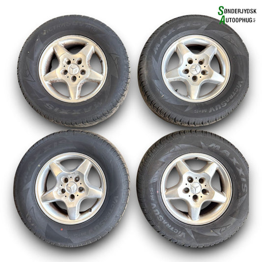 Mercedes ML W163 Fælge M/Vinter Dæk   Med OEM Nr. MAXXIS Fra Mercedes Ophugger