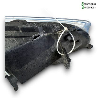 Ford Fiesta 7 Forlygte Med OEM Nr. 2126899 Fra Ford Ophugger