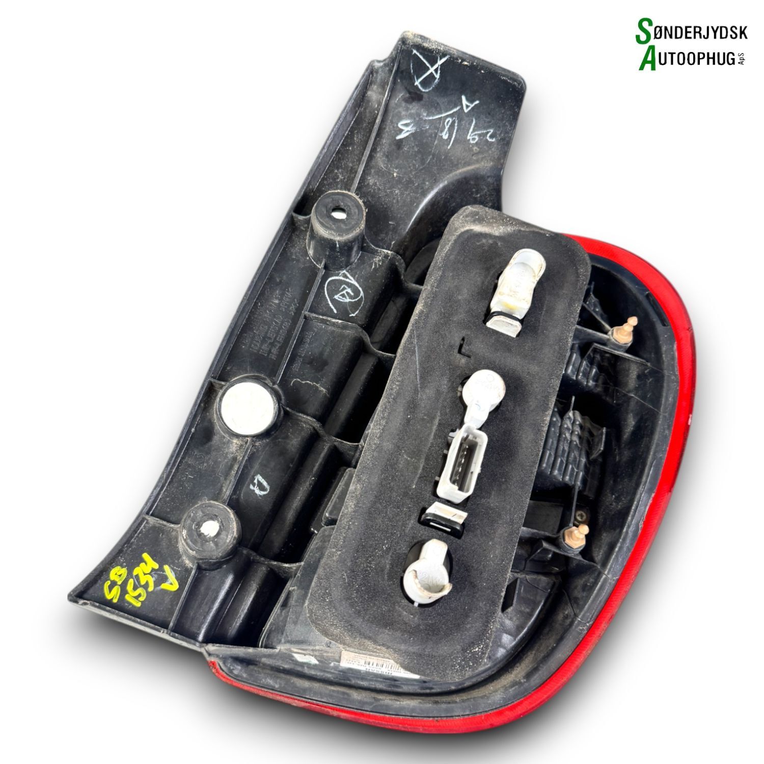 Nissan Micra K13 Baglygte Med OEM Nr. 265551HA1B Fra Nissan Ophugger