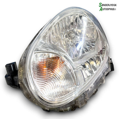 Nissan Micra K13 Forlygte Med OEM Nr. 260601HB0A Fra Nissan Ophugger