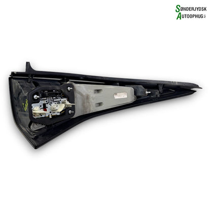 Saab Saab 9-3 Facelift Baglygte Med OEM Nr. Ophugger Fra Saab Ophugger