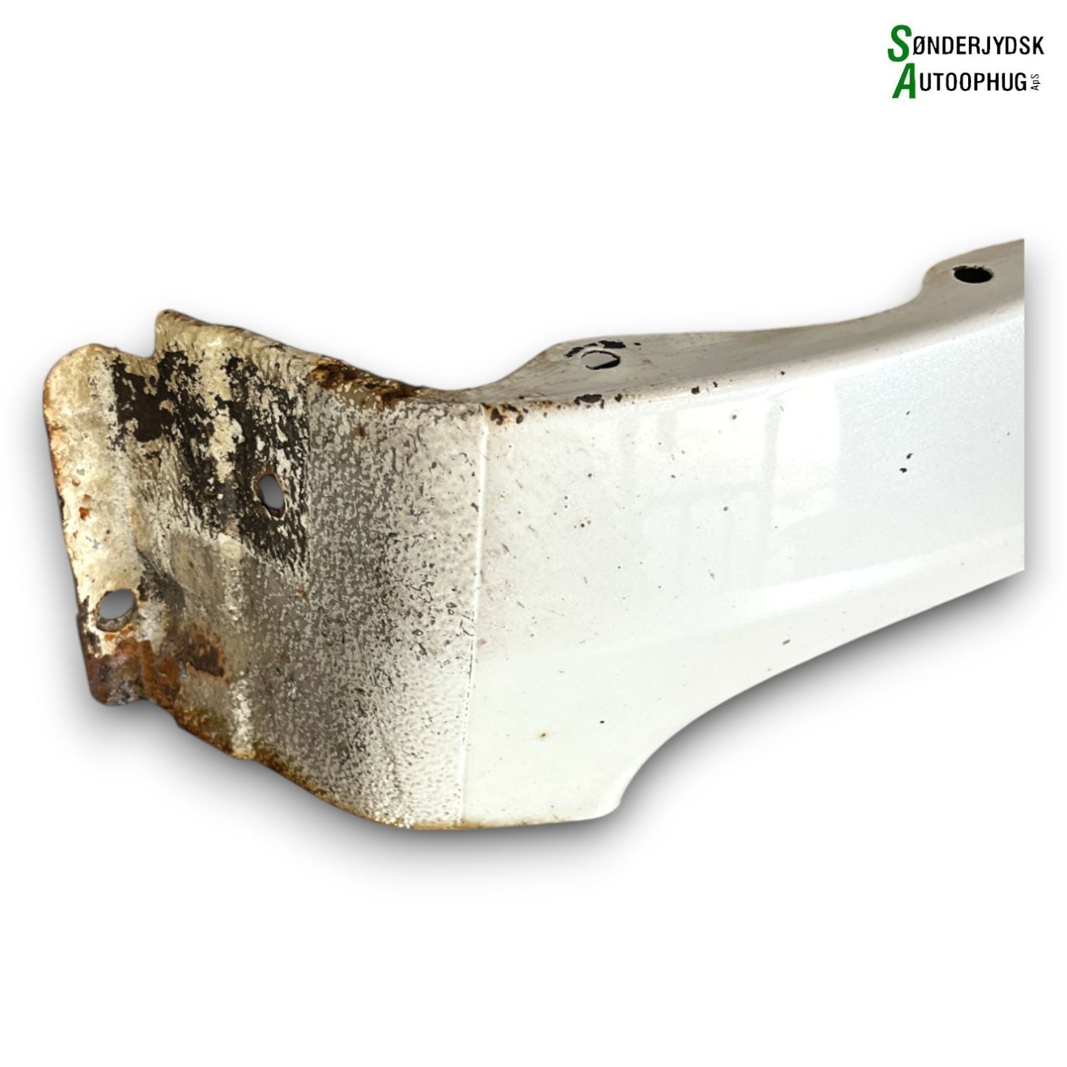 Nissan Micra K13 Forskærm V Med OEM Nr. 668951HB0A Fra Nissan Ophugger