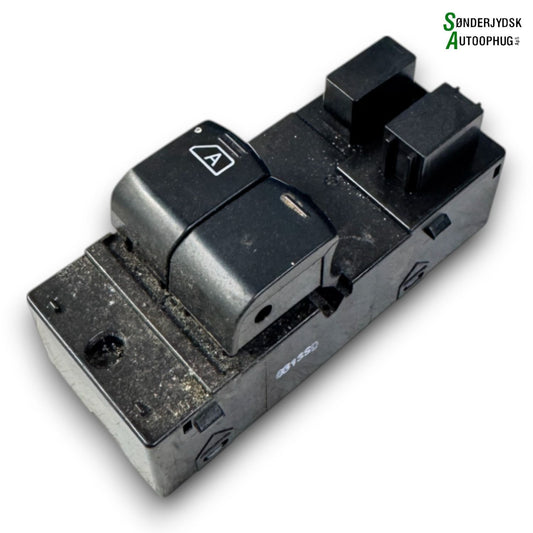 Nissan NV200 Kontakt Rudehejs Med OEM Nr. 25401JX30A Fra Nissan Ophugger