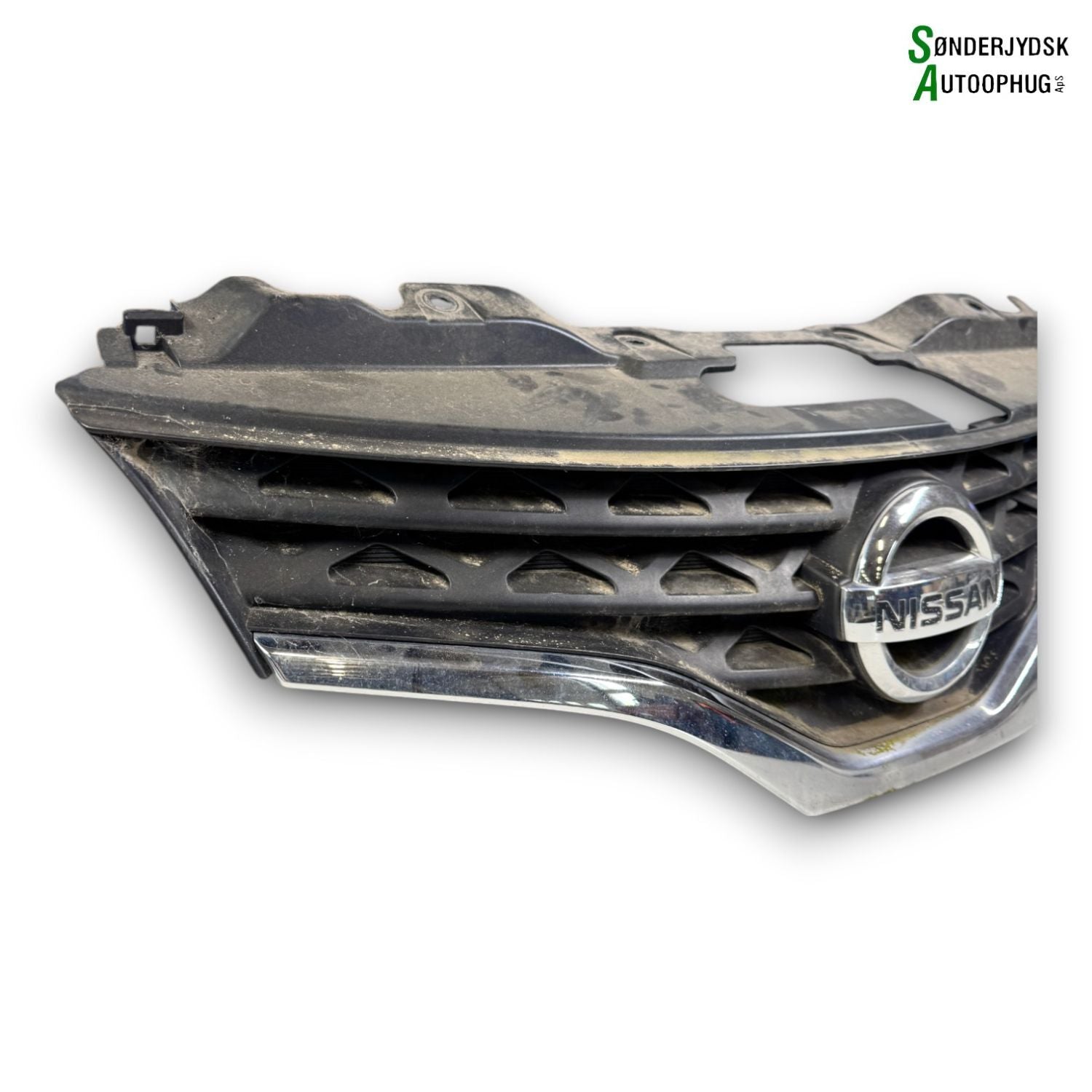 Nissan Nv200 Frontgitter Med OEM Nr. NSR2481011 Fra Nissan Ophugger