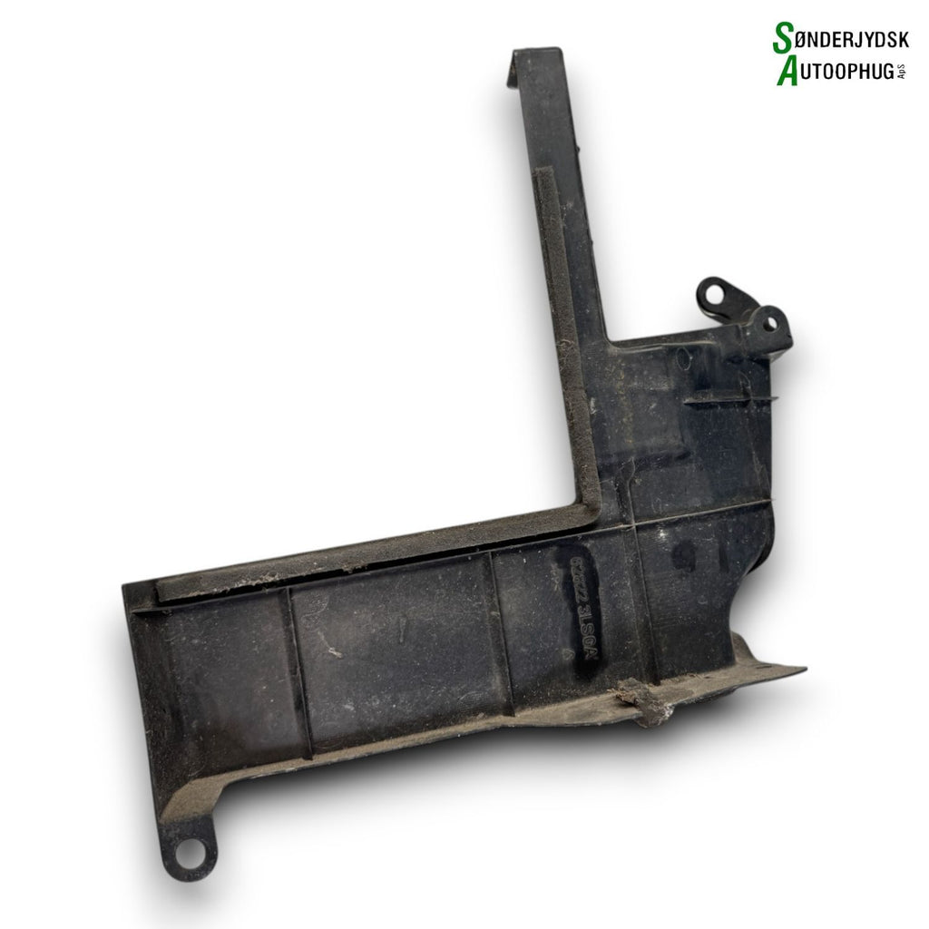 Nissan Nv200 Front, Løsdele Med OEM Nr. 628223LS0A Fra Nissan Ophugger