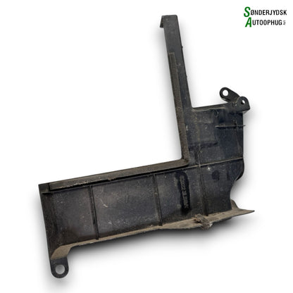 Nissan NV200 Front, Løsdele Med OEM Nr. 628223LS0A Fra Nissan Ophugger