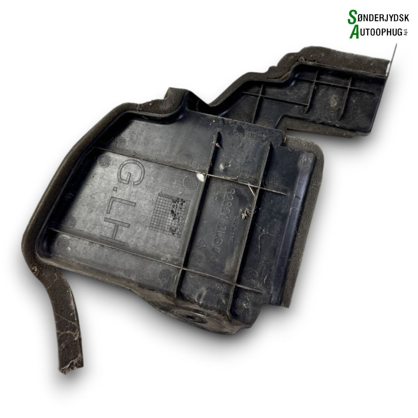 Nissan NV200 Front, Løsdele Med OEM Nr. 628213LS0A Fra Nissan Ophugger