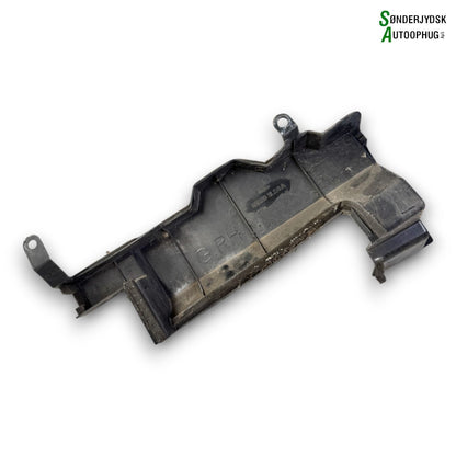 Nissan NV200 Front, Løsdele Med OEM Nr. 628203LS0A Fra Nissan Ophugger