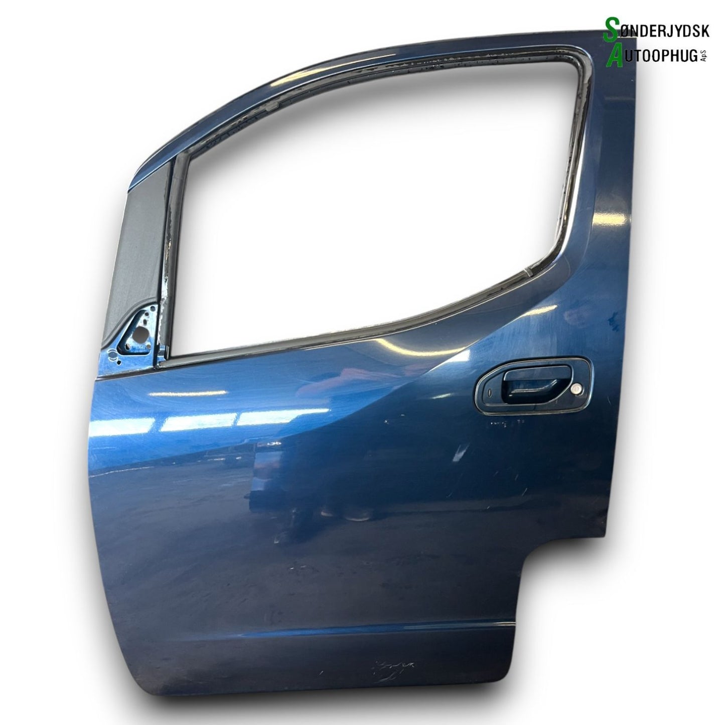 Nissan NV200 Fordør V Med OEM Nr. H0101BJ0MA Fra Nissan Ophugger