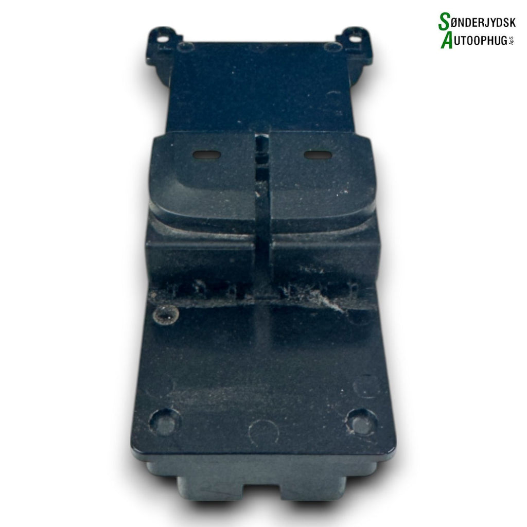 Hyundai I10 Kontakt Rudehejs Med OEM Nr. 93570B4100PFH Fra Hyundai Ophugger