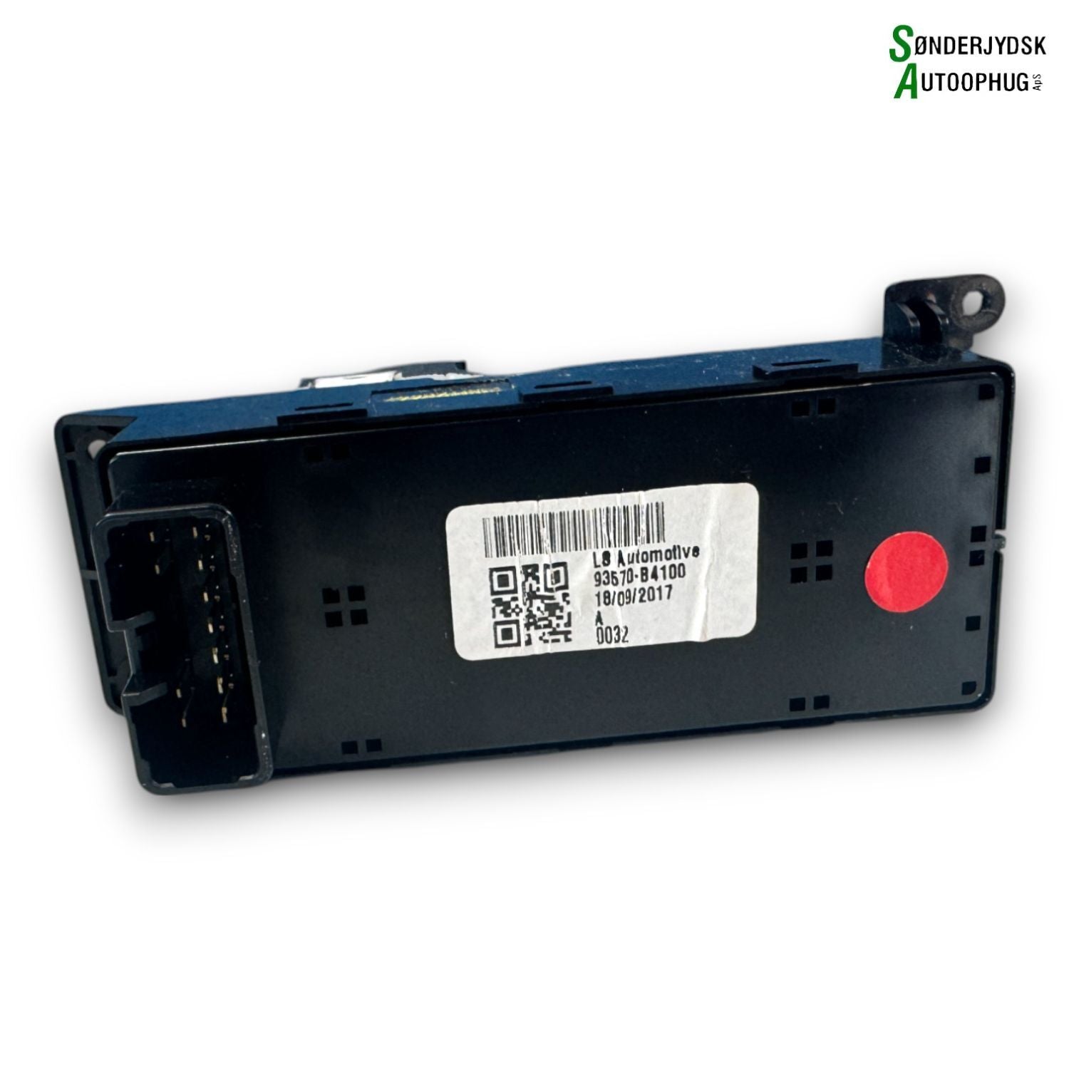 Hyundai I10 Kontakt Rudehejs Med OEM Nr. 93570B4100 Fra Hyundai Ophugger