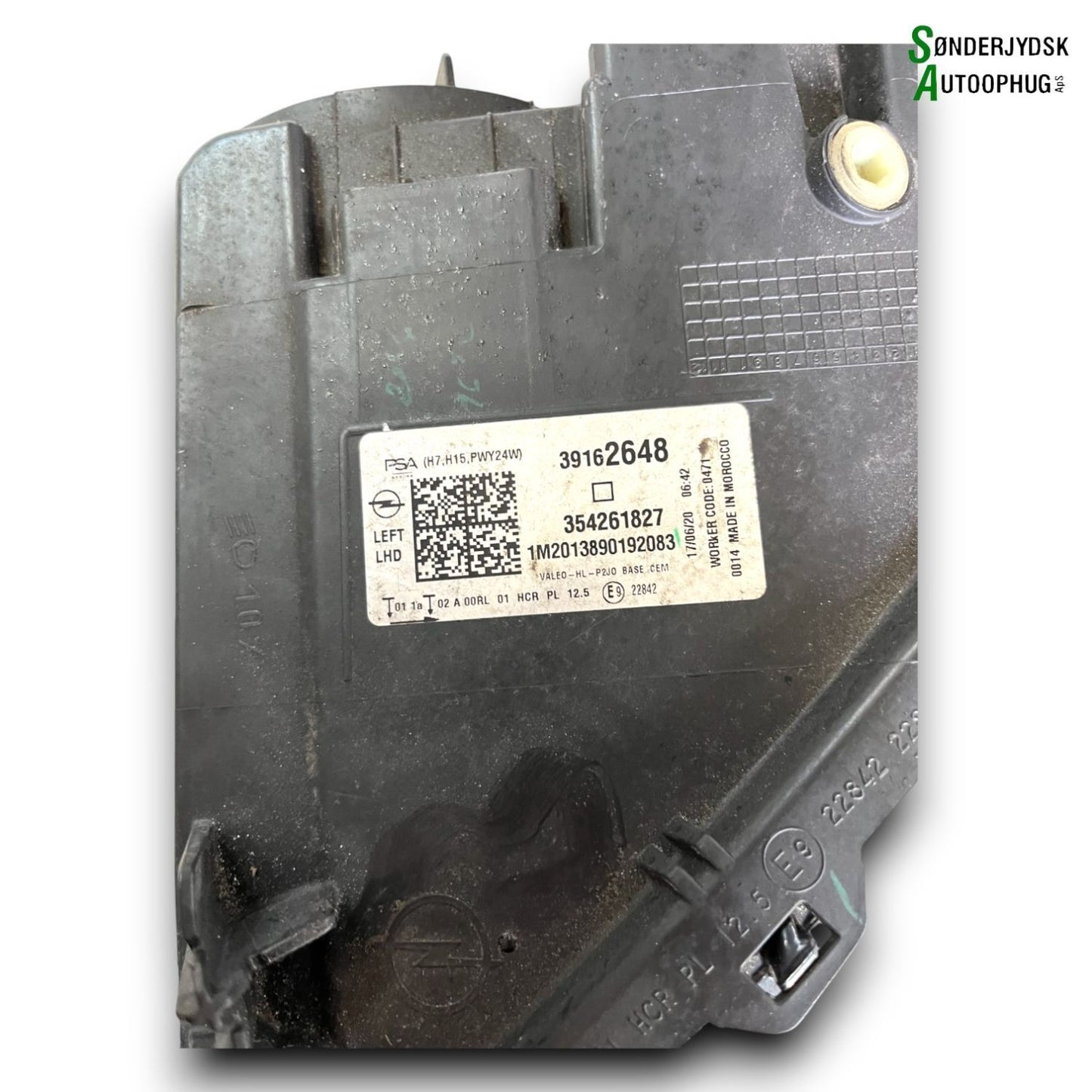 Opel Corsa F Forlygte Med OEM Nr. 39162648 Fra Opel Ophugger