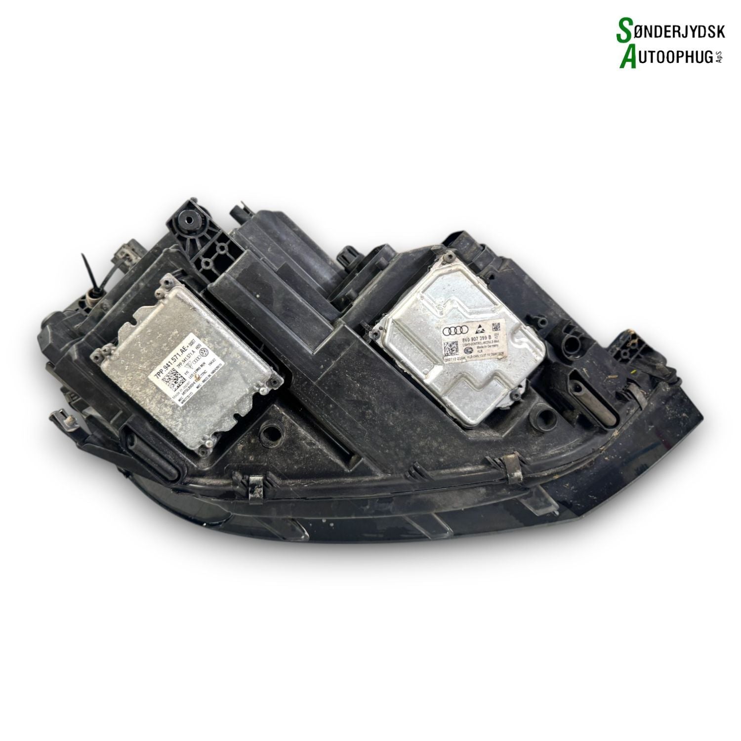 VW Touran 5T Forlygte Med OEM Nr. 7PP941571AE Fra VW Ophugger
