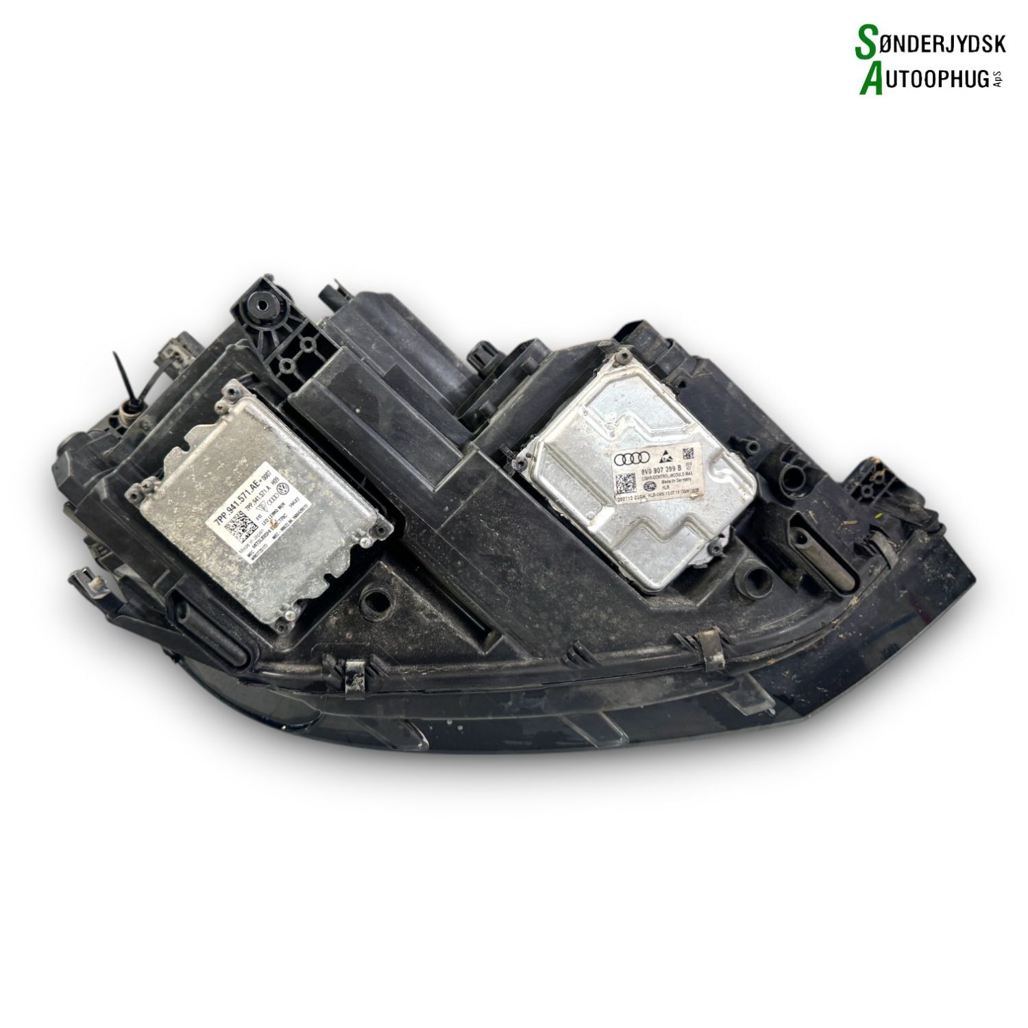 VW Touran 5T Forlygte Med OEM Nr. 7PP941571A Fra VW Ophugger