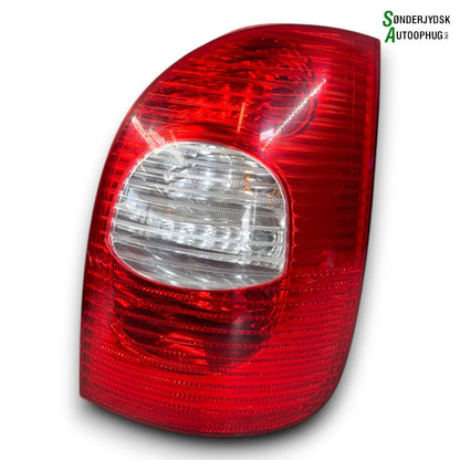 Citroen Xsara Picasso Baglygte Med OEM Nr. 9650005780 Fra Citroen Ophugger