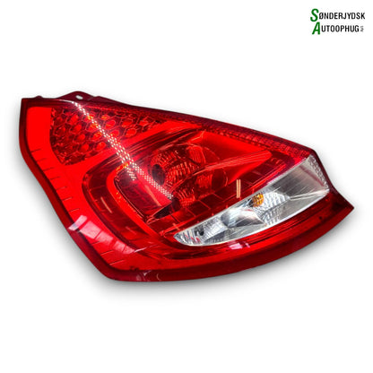 Ford Fiesta 7 Baglygte Med OEM Nr. 1709553 Fra Ford Ophugger