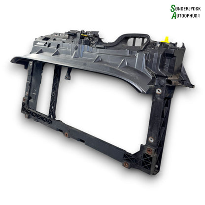 Ford Fiesta 7 Frontkasse Med OEM Nr. 1574298 Fra Ford Ophugger