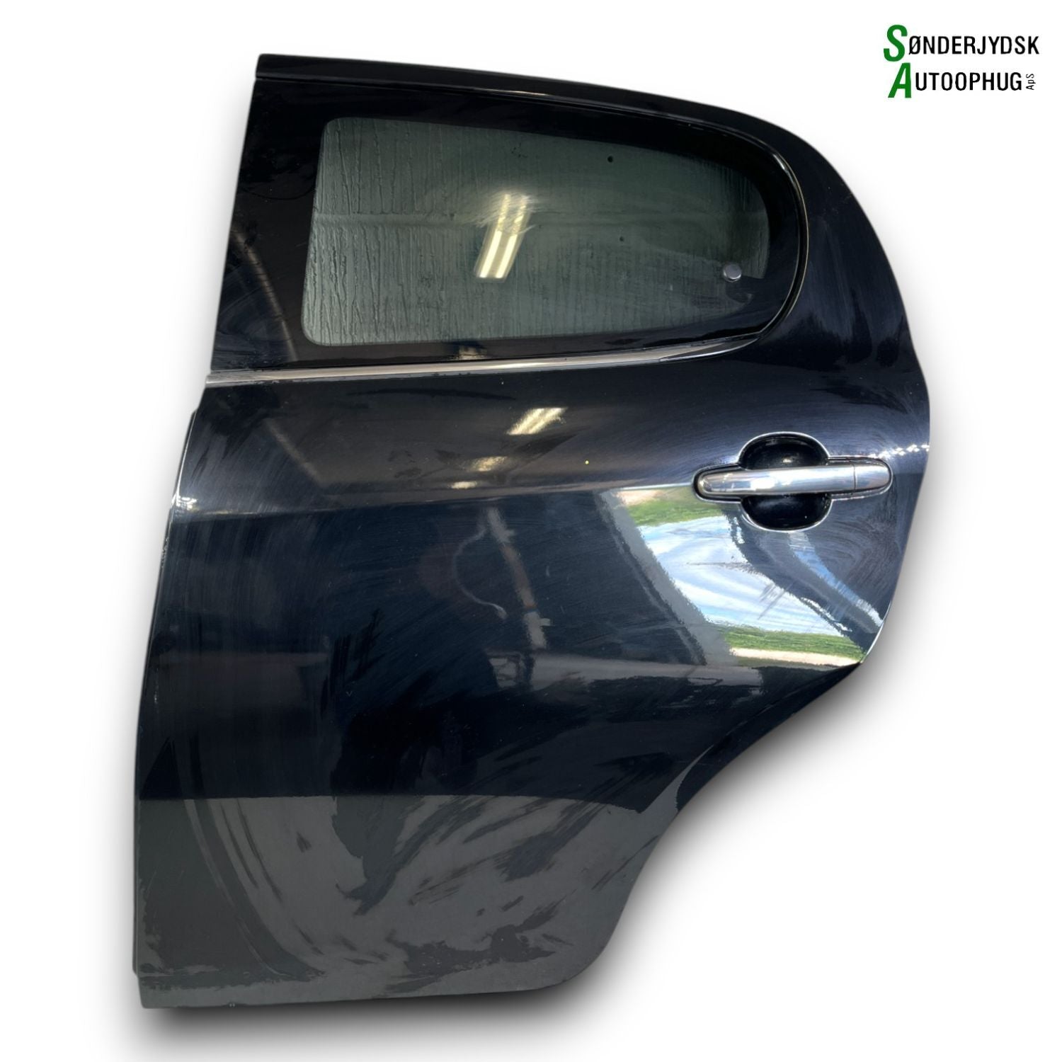 Peugeot 108 Bagdør V Med OEM Nr. 1687145180 Fra Peugeot Ophugger