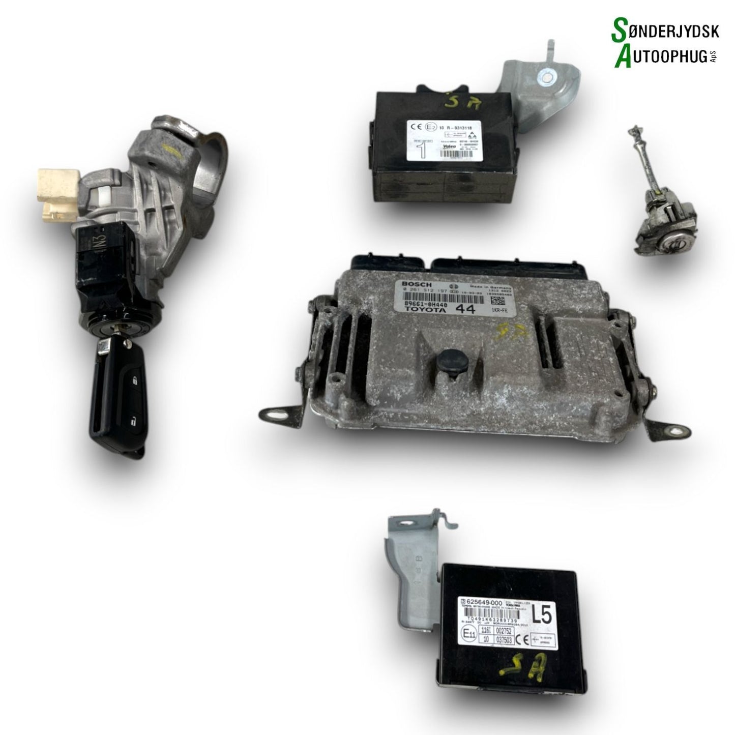 Peugeot 108 Motorstyring - Motorstyreboks - Injection Elboks Med OEM Nr. 0261S12197 Fra Peugeot Ophugger