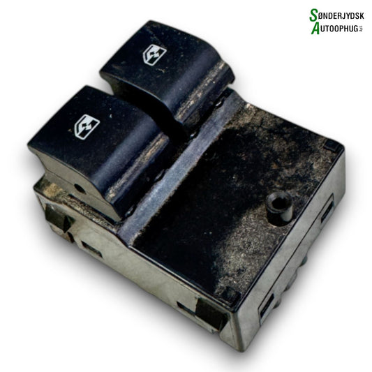Opel Adam Kontakt Rudehejs Med OEM Nr. 13360335 Fra Opel Ophugger