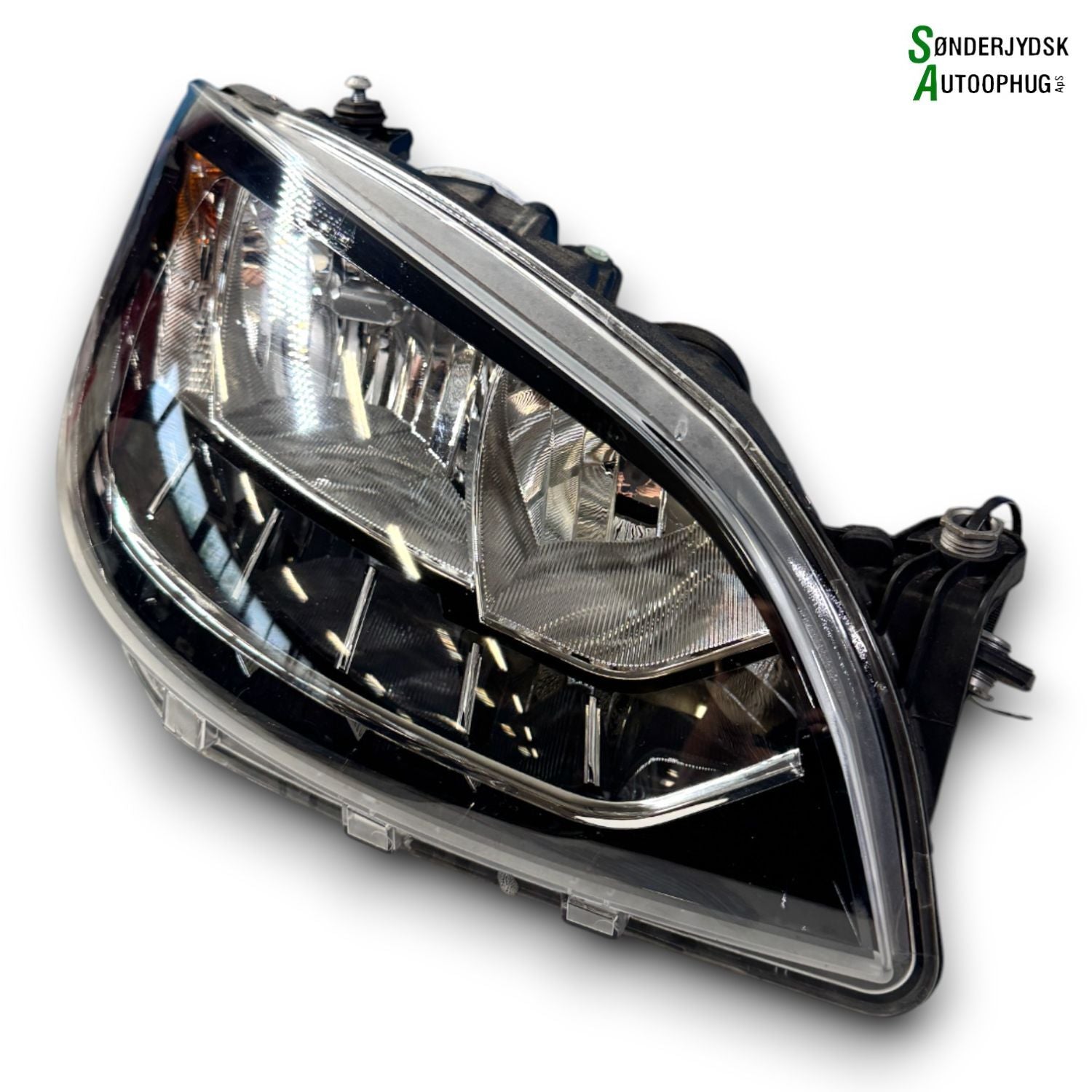 Skoda Citigo Forlygte Med OEM Nr. 1ST941006 Fra Skoda Ophugger