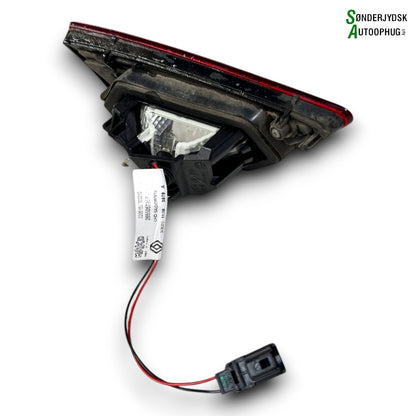 Renault Clio 4 Baglygte Med OEM Nr. 265505796R Fra Renault Ophugger