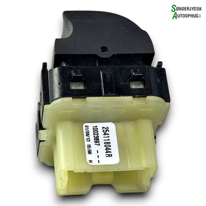 Renault Clio 4 Kontakt Rudehejs Med OEM Nr. 254118044R Fra Renault Ophugger