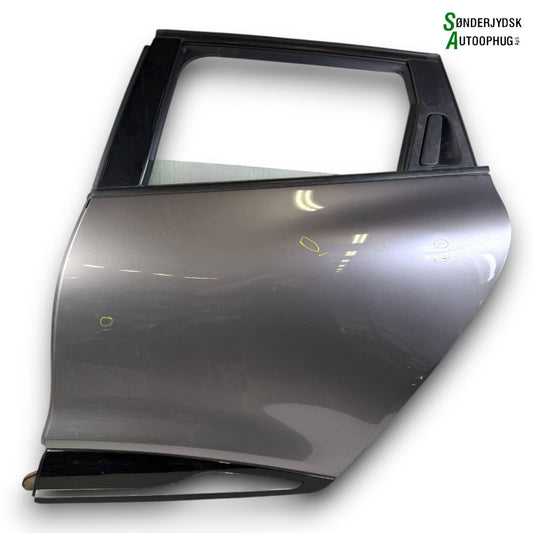 Renault Clio 4 Bagdør V Med OEM Nr. 821016403R Fra Renault Ophugger