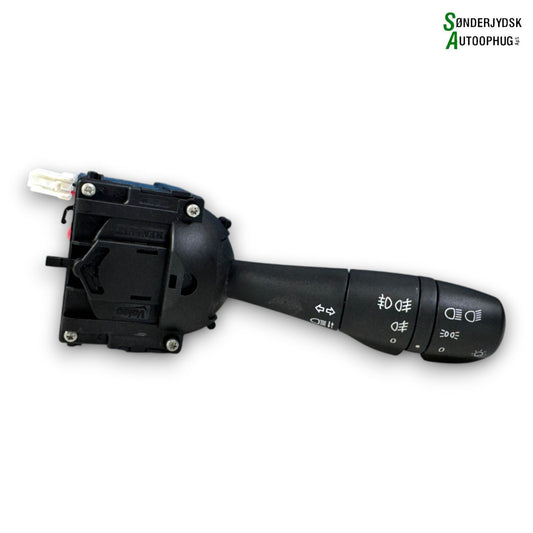 Renault Clio 4 Kontakt Lys Med OEM Nr. Ophugger Fra Renault Ophugger