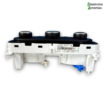 Renault Clio 4 Varmeregulering Med OEM Nr. Ophugger Fra Renault Ophugger