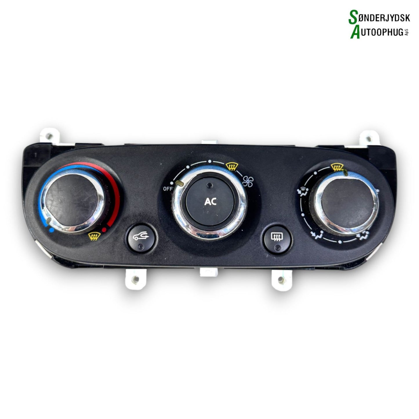 Renault Clio 4 Varmeregulering Med OEM Nr. Ophugger Fra Renault Ophugger