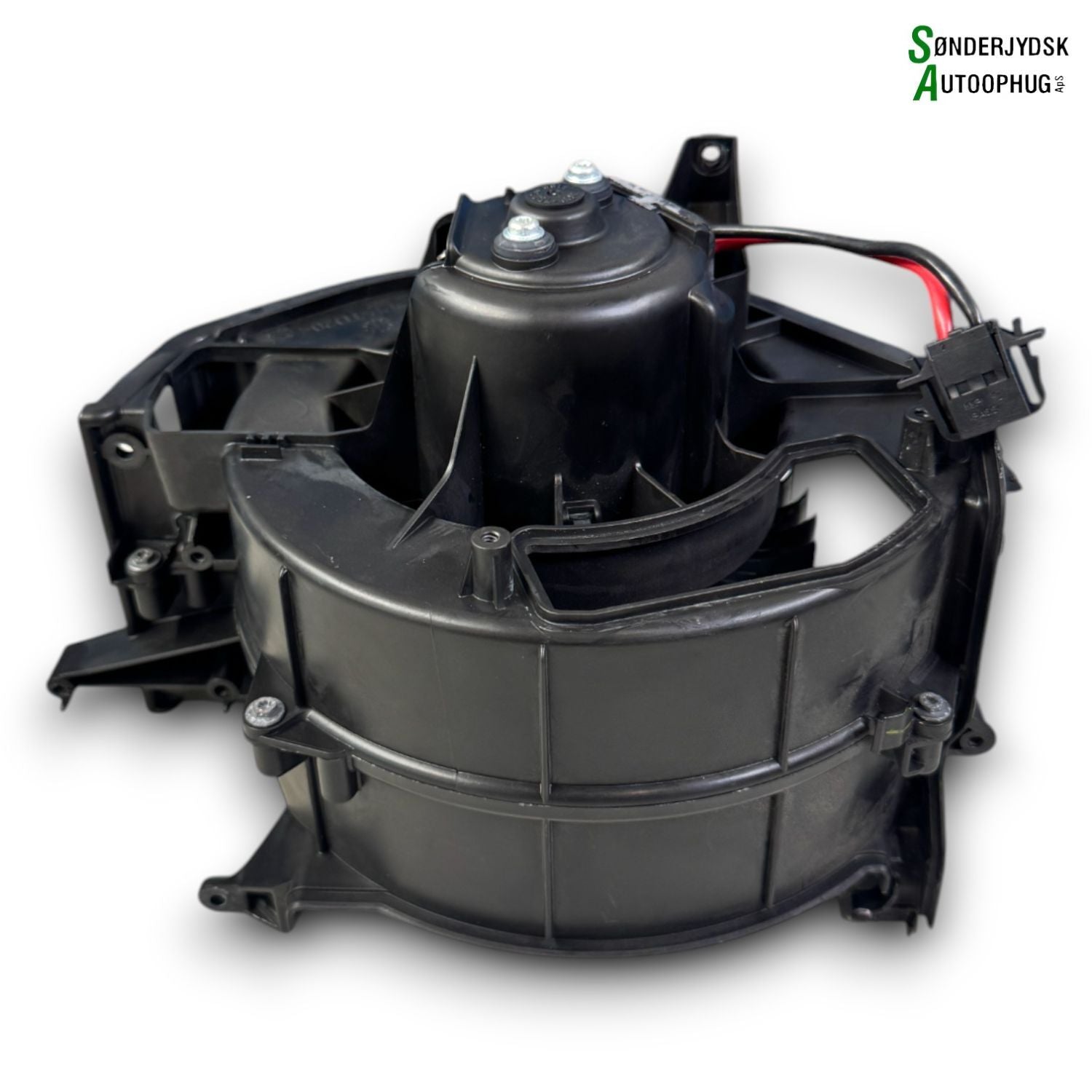 Audi A6 Varmeblæser Med OEM Nr. 4F0820020 Fra Audi Ophugger