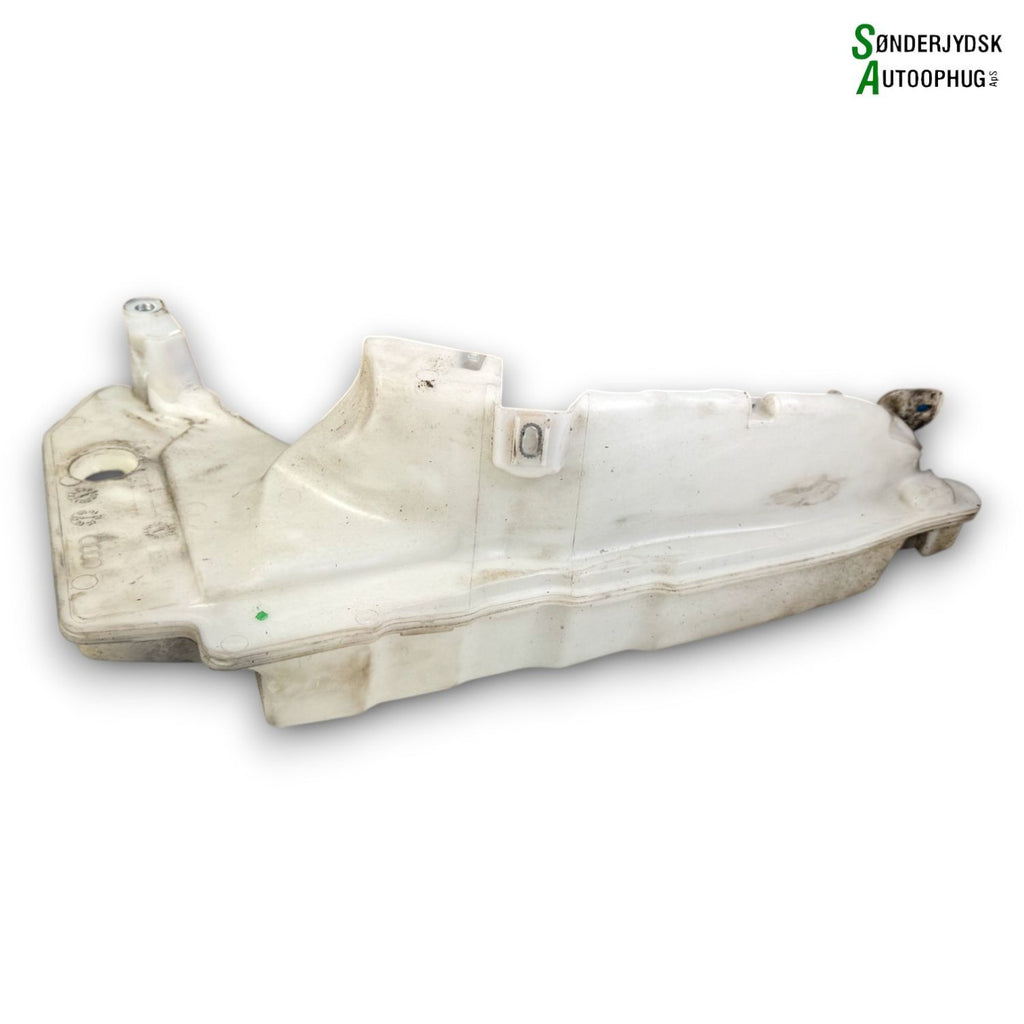 Audi A6 Sprinkler M/Motor Med OEM Nr. 4F0955453 Fra Audi Ophugger