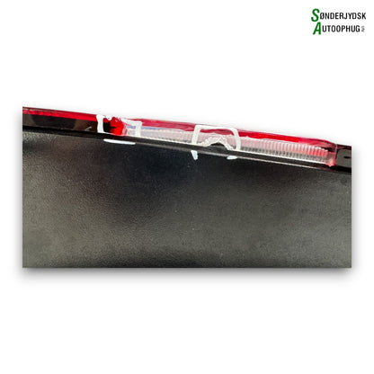 Skoda Fabia Baglygte Med OEM Nr. 6V6945096 Fra Skoda Ophugger