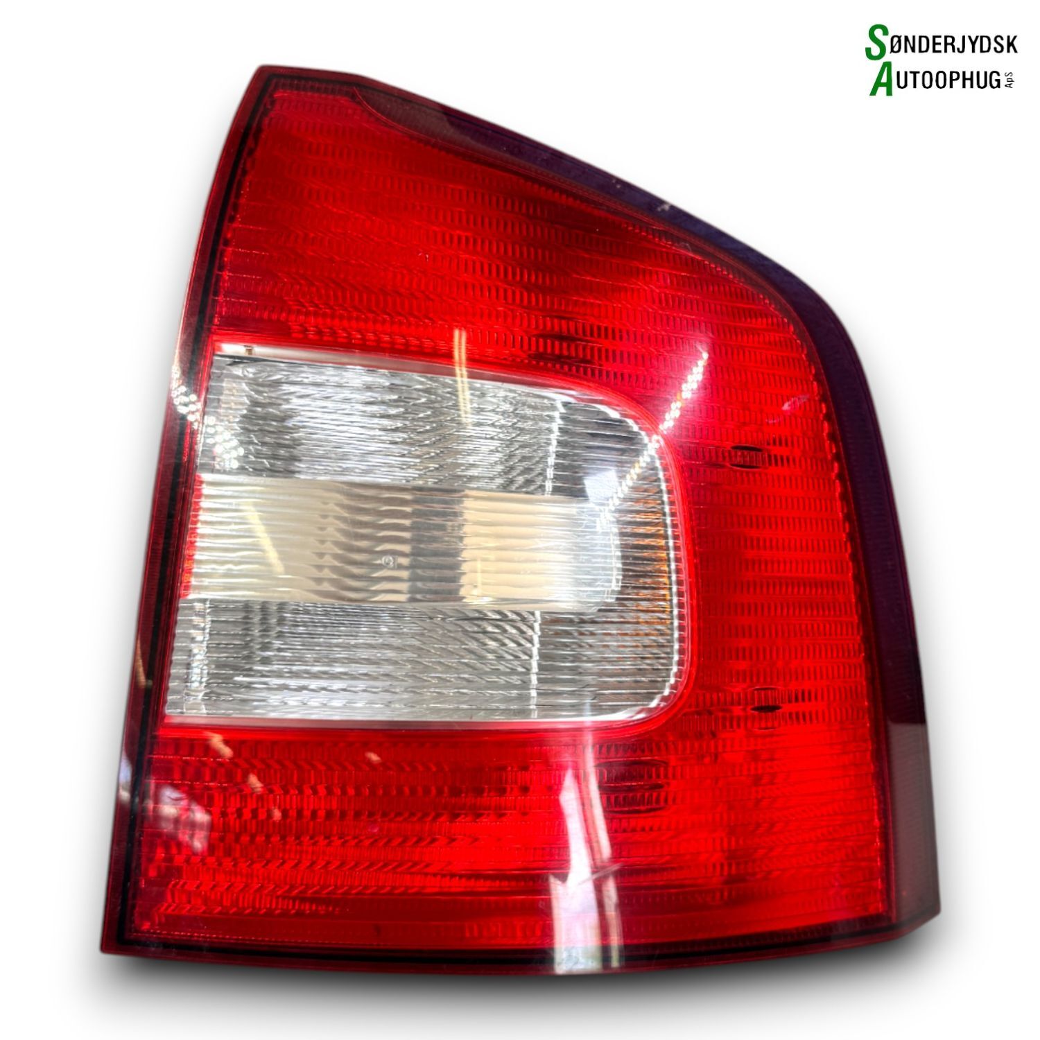 Skoda Octavia Baglygte Med OEM Nr. 129945096A Fra Skoda Ophugger