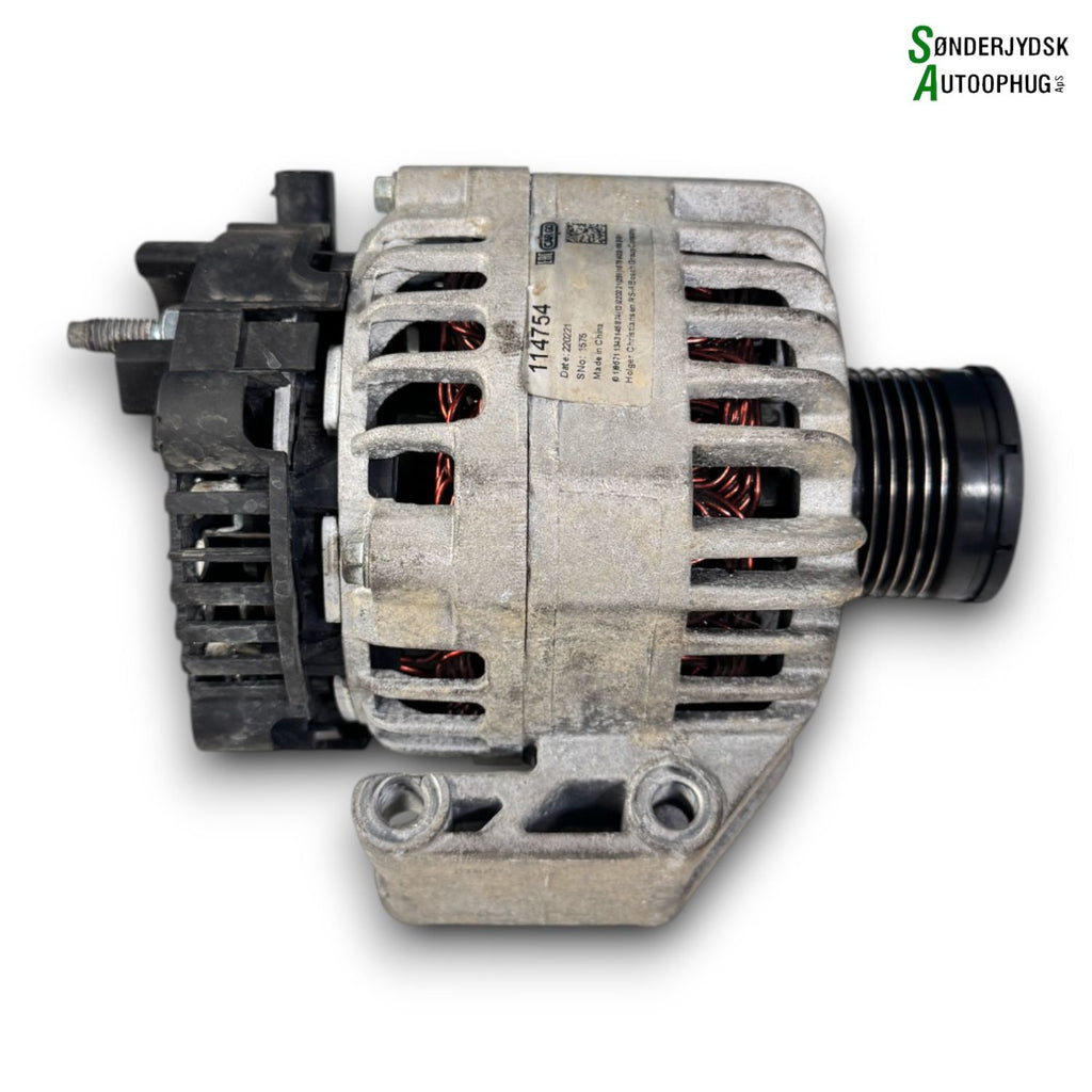 Opel Corsa D Generator Med OEM Nr. Ophugger Fra Opel Ophugger