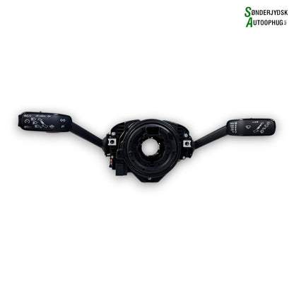 Skoda Fabia Kontakt Combi Med OEM Nr. 2Q0953502AB Fra Skoda Ophugger