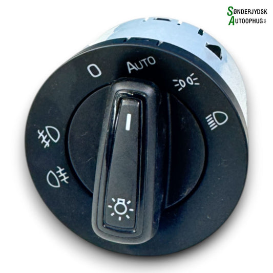 Skoda Fabia Kontakt Lys Med OEM Nr. 5E0941431D Fra Skoda Ophugger