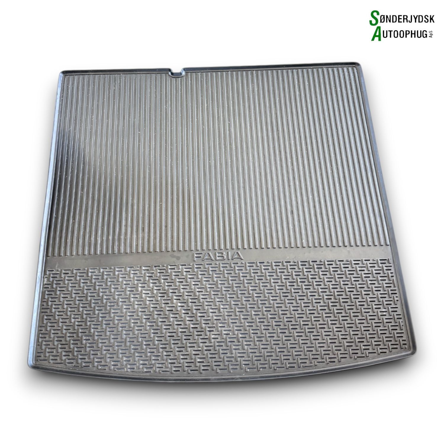 Skoda Fabia Bagagerumsmåtte Med OEM Nr. 6V9863723 Fra Skoda Ophugger