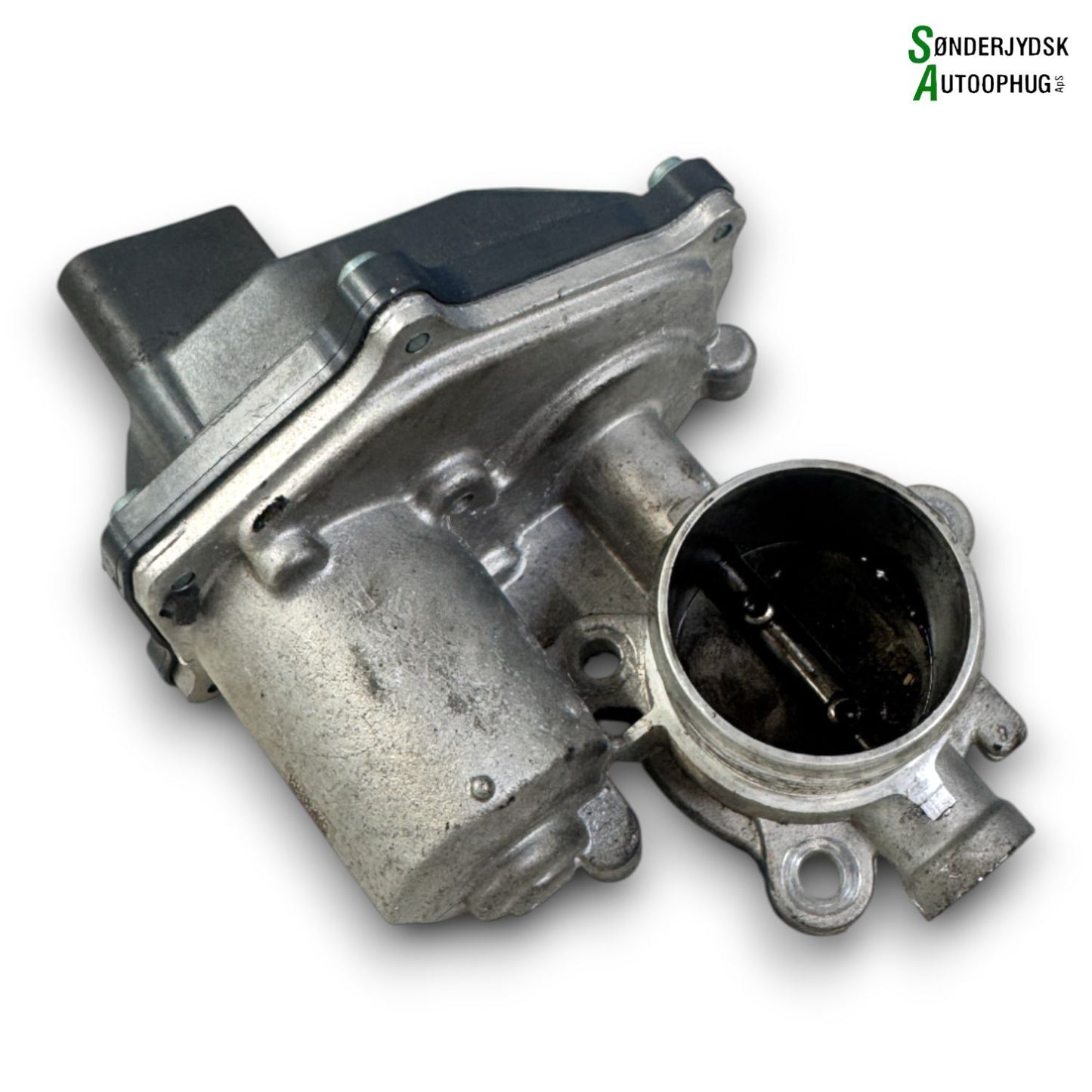 VW Passat 3G Spjældhus Med OEM Nr. 04L131501C Fra VW Ophugger