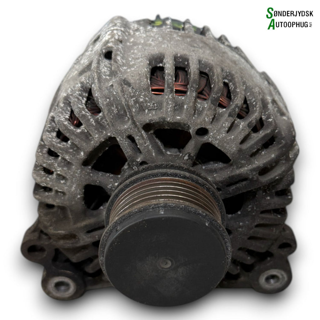 Audi A3 Generator Med OEM Nr. 03L903023F Fra Audi Ophugger