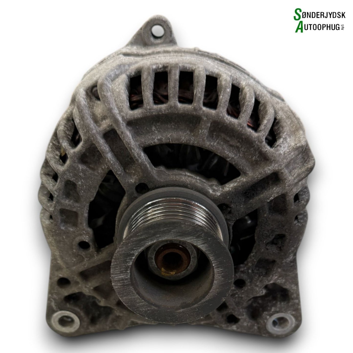 Renault Megane 3 Generator Med OEM Nr. 124525101 Fra Renault Ophugger