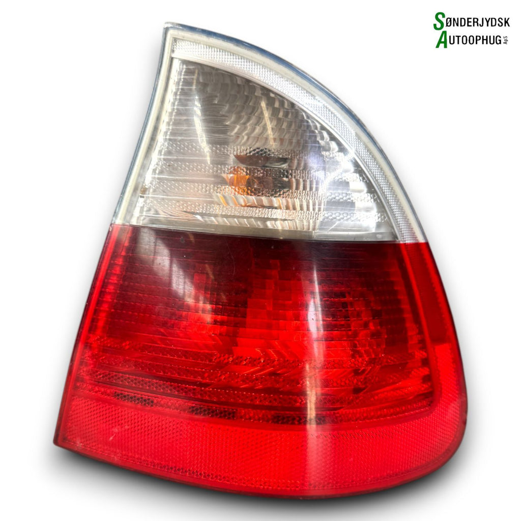BMW 3-Serie E46 Baglygte Med OEM Nr. 63216900474 Fra BMW Ophugger