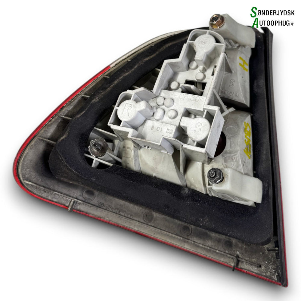 BMW 3-Serie E46 Baglygte Med OEM Nr. 63216900474 Fra BMW Ophugger