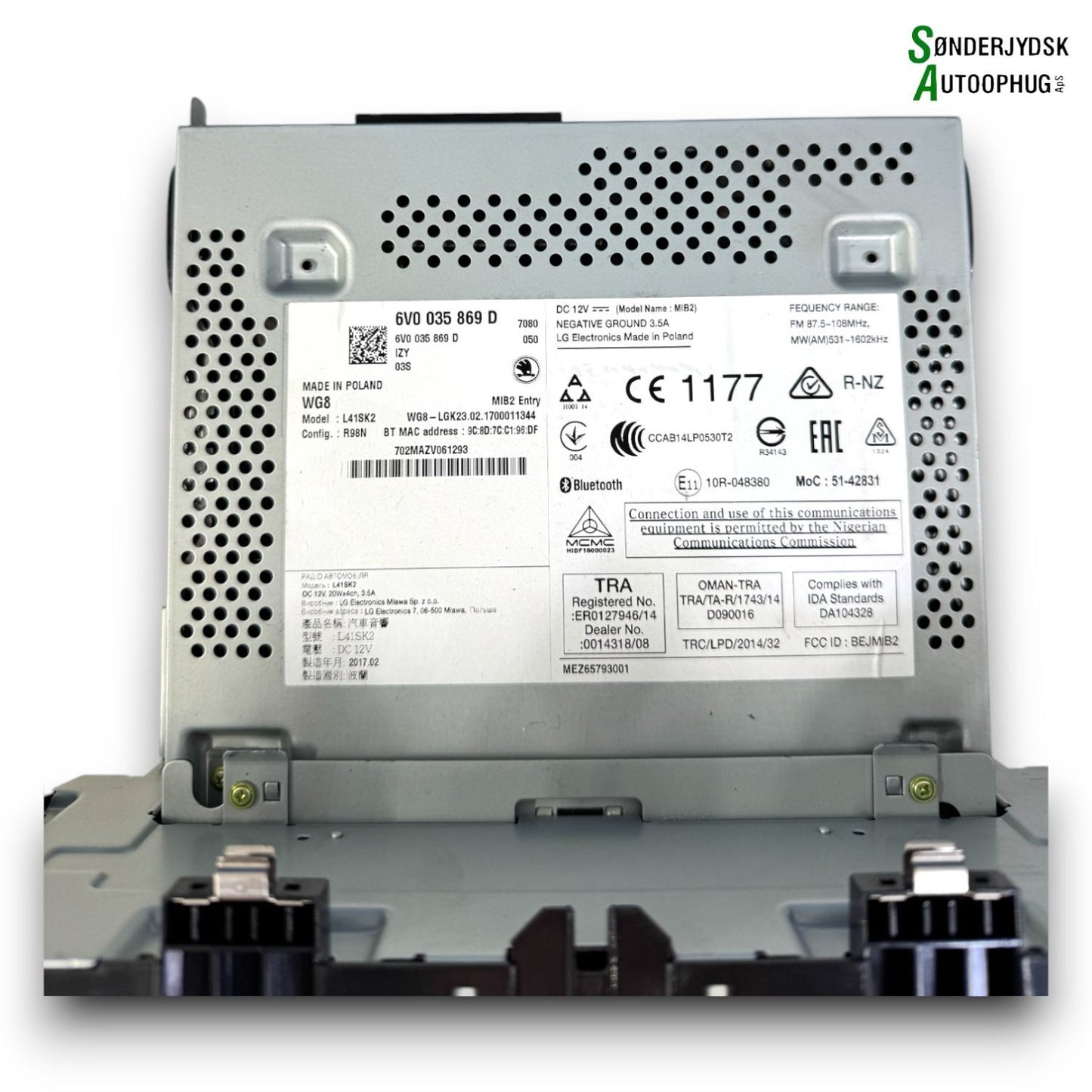 Skoda Fabia Radio, Multi Display Med OEM Nr. 6V0035869DIZY Fra Skoda Ophugger